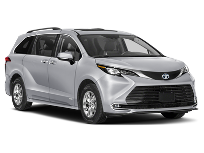 2022 Toyota Sienna XLE 8 Passenger