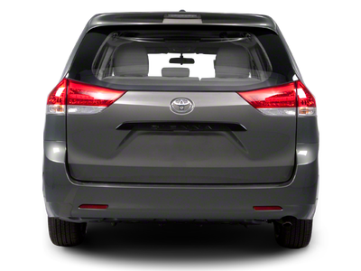 2013 Toyota Sienna LE 8 Passenger