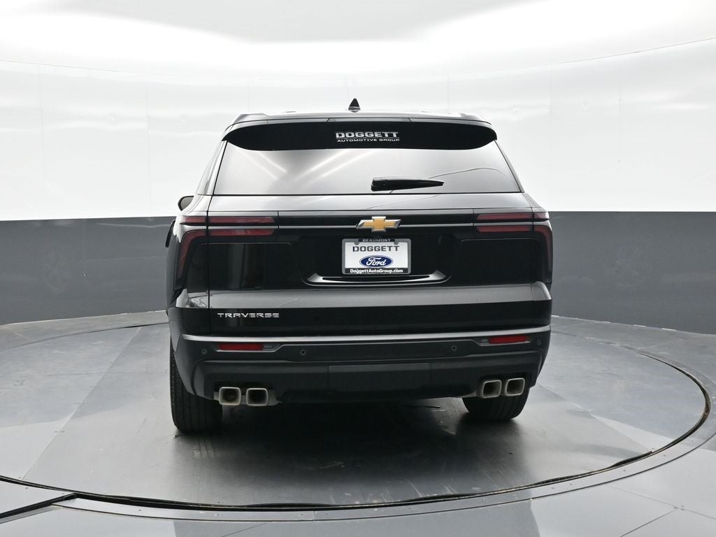 2024 Chevrolet Traverse LS