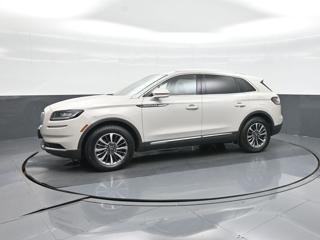 2022 Lincoln Nautilus Standard
