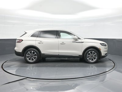 2022 Lincoln Nautilus Standard