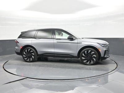 2025 Lincoln Nautilus Reserve