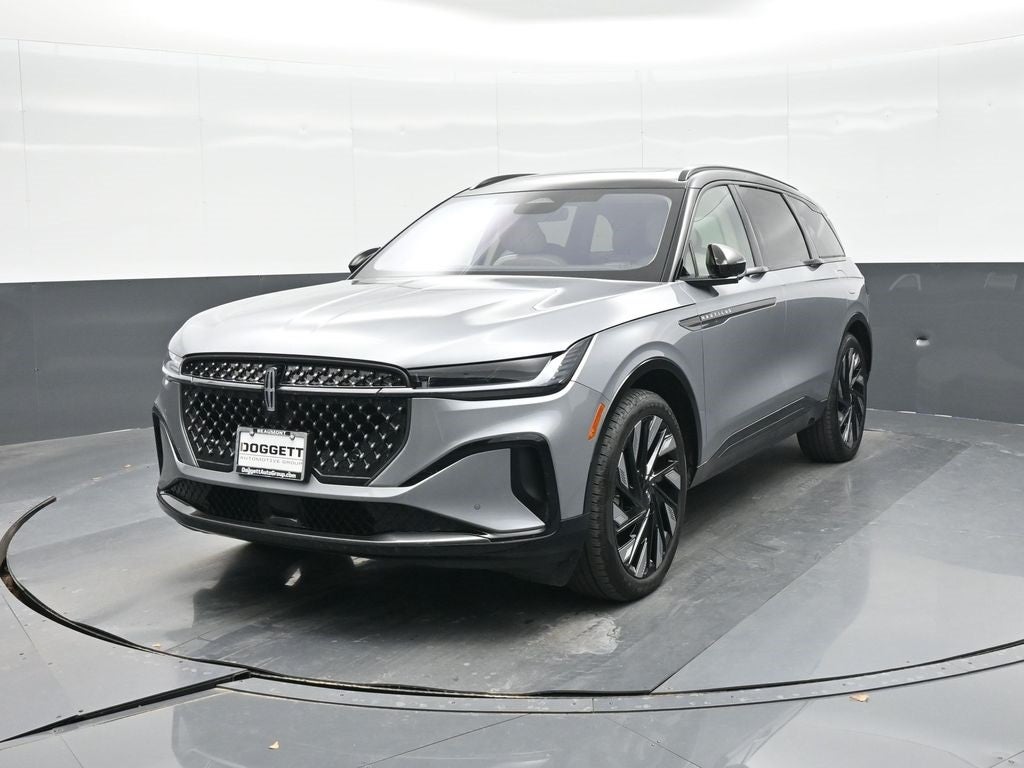 2025 Lincoln Nautilus Reserve