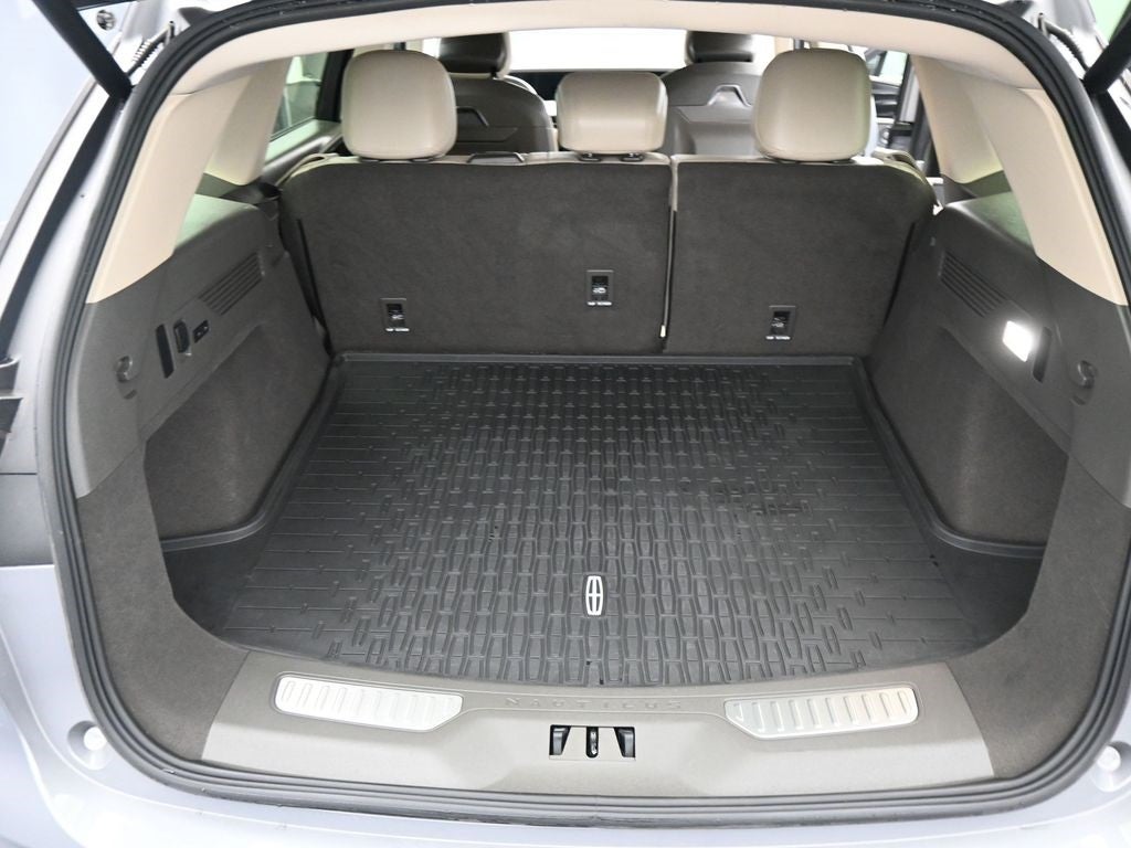 2025 Lincoln Nautilus Reserve