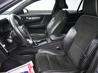 2022 Volvo XC40 Recharge Pure Electric P8 Plus