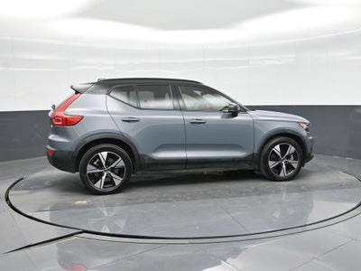 2022 Volvo XC40 Recharge Pure Electric P8 Plus