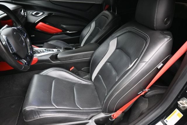 2021 Chevrolet Camaro 2LT 2LT