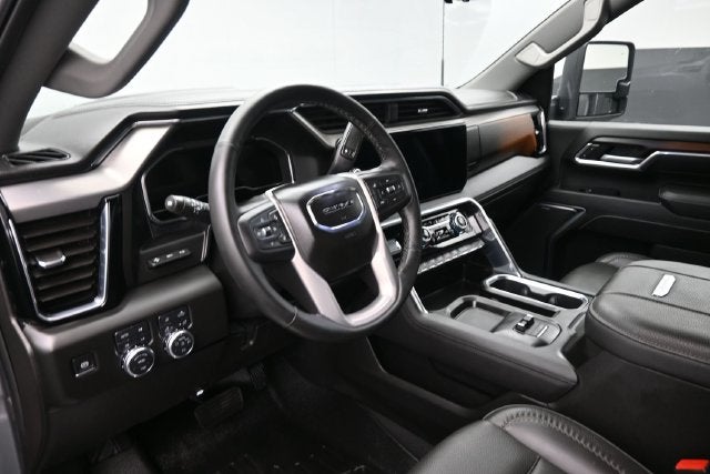 2025 GMC Sierra 2500HD Denali