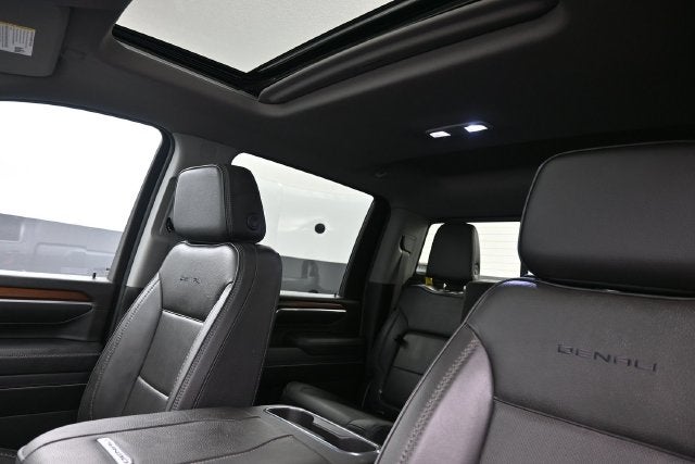 2025 GMC Sierra 2500HD Denali