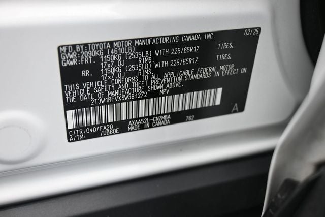 2025 Toyota RAV4 XLE