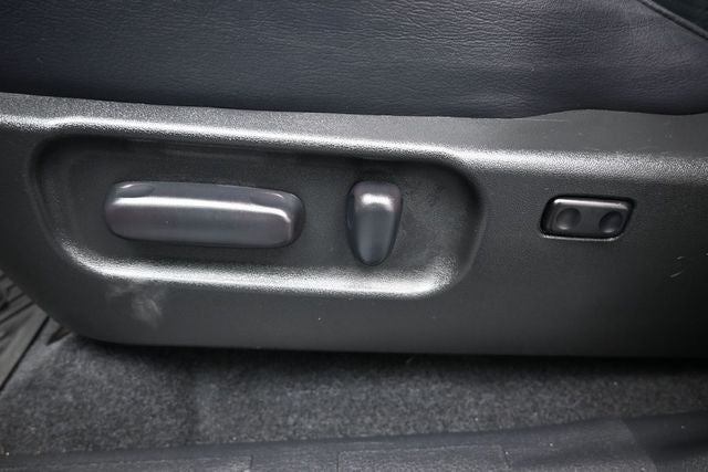 2023 Toyota Tacoma Limited V6