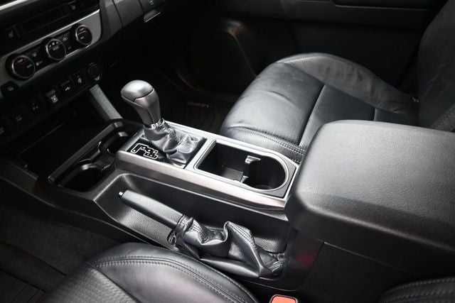 2023 Toyota Tacoma Limited V6