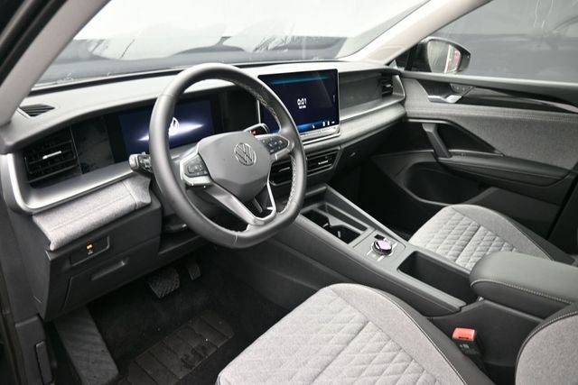 2025 Volkswagen Tiguan 2.0T S