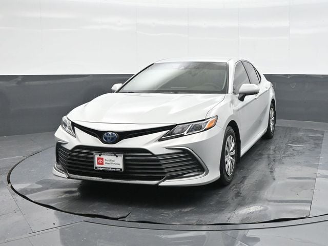 2022 Toyota Camry Hybrid LE