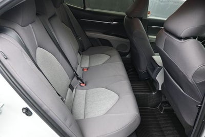 2022 Toyota Camry Hybrid LE