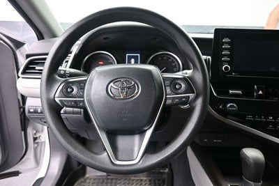 2022 Toyota Camry Hybrid LE
