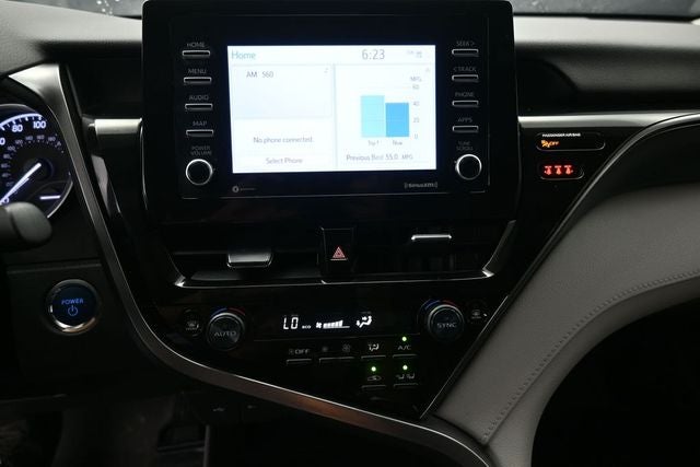 2022 Toyota Camry Hybrid LE