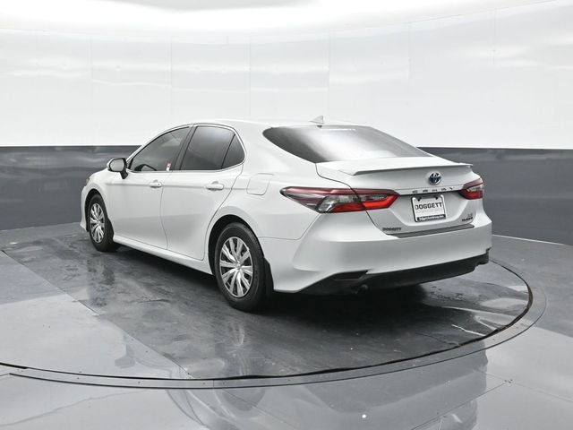 2022 Toyota Camry Hybrid LE