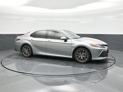 2024 Toyota Camry Hybrid XLE