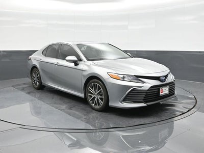 2024 Toyota Camry Hybrid XLE