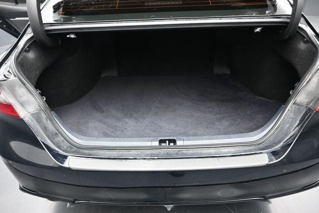 2023 Toyota Camry Hybrid SE