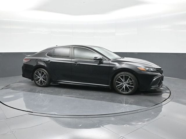 2023 Toyota Camry Hybrid SE