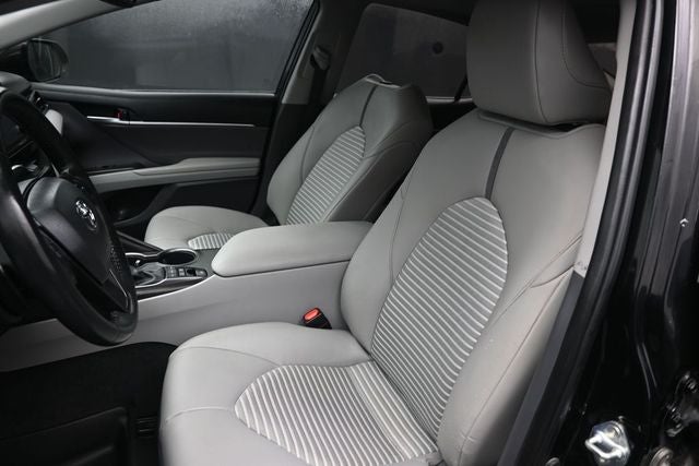 2023 Toyota Camry Hybrid SE