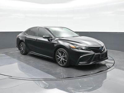 2023 Toyota Camry Hybrid SE