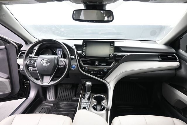 2023 Toyota Camry Hybrid SE