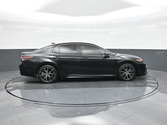 2023 Toyota Camry Hybrid SE