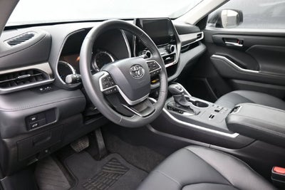 2026 Toyota Highlander Hybrid XLE