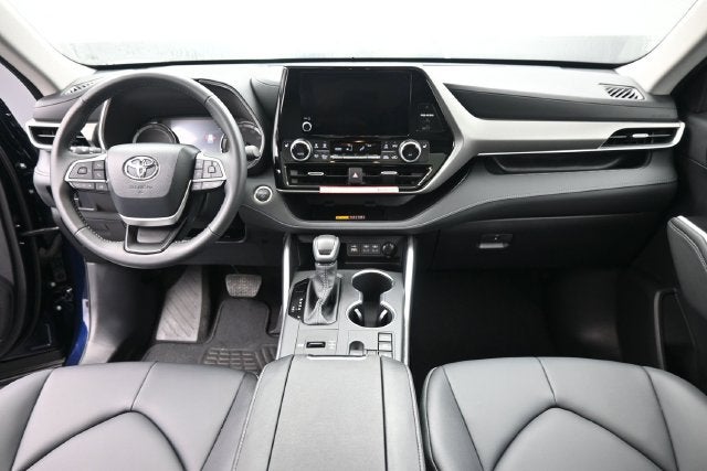 2026 Toyota Highlander Hybrid XLE