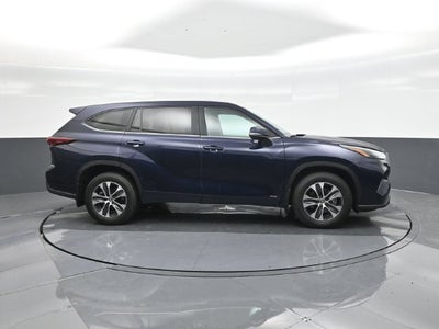 2026 Toyota Highlander Hybrid XLE