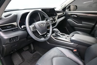 2023 Toyota Highlander Limited