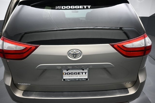 2017 Toyota Sienna LE 8 Passenger