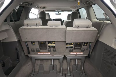 2017 Toyota Sienna LE 8 Passenger