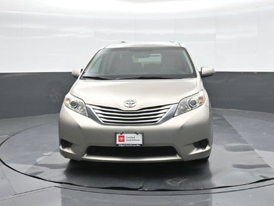 2017 Toyota Sienna LE 8 Passenger