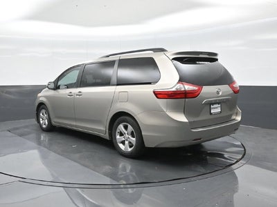 2017 Toyota Sienna LE 8 Passenger