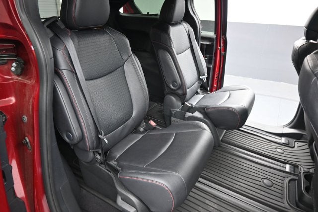 2026 Toyota Sienna XSE 7 Passenger