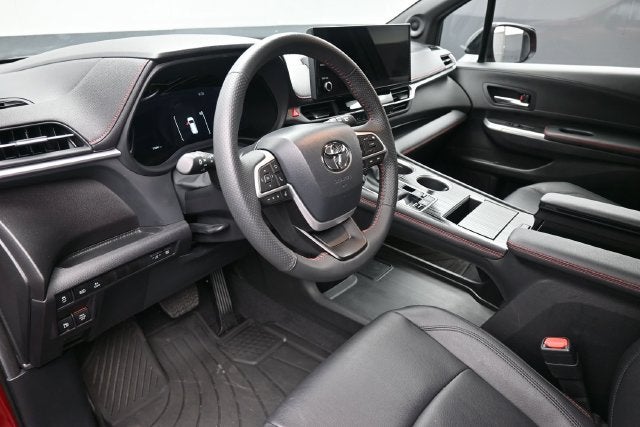 2026 Toyota Sienna XSE 7 Passenger