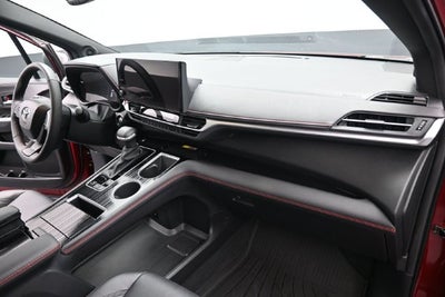 2026 Toyota Sienna XSE 7 Passenger