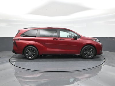 2026 Toyota Sienna XSE 7 Passenger