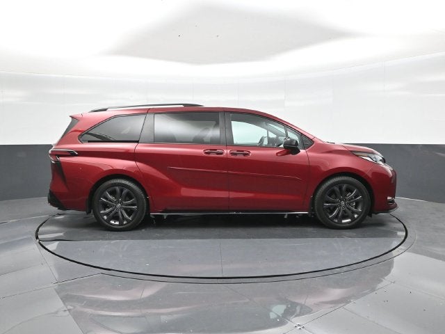 2026 Toyota Sienna XSE 7 Passenger