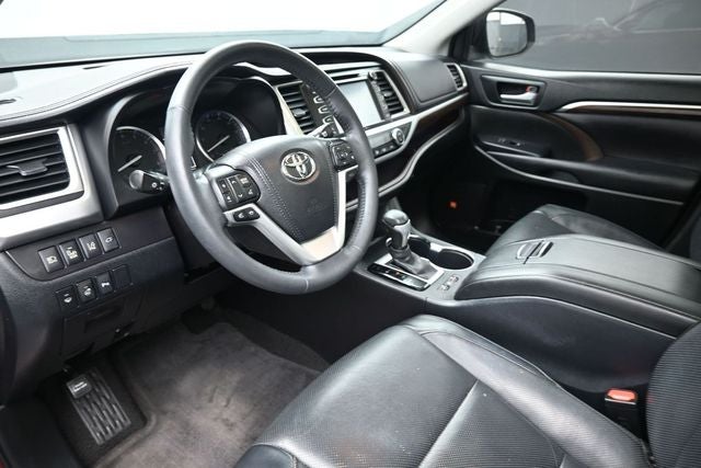2015 Toyota Highlander Base