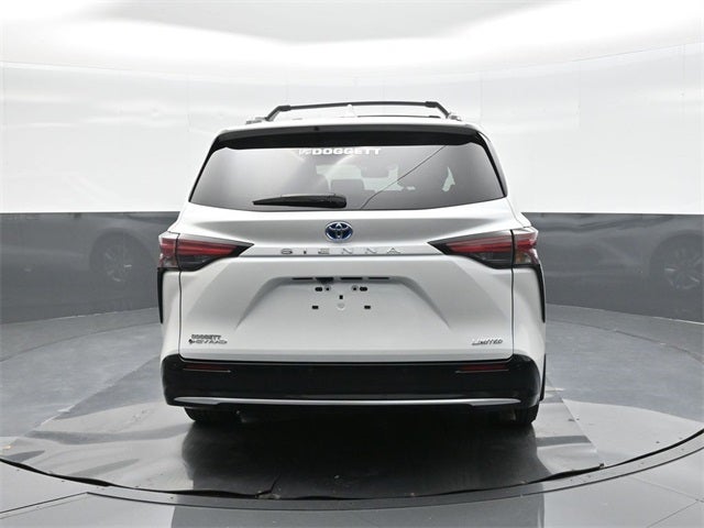 2025 Toyota Sienna Limited 7 Passenger