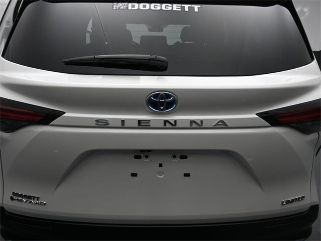 2025 Toyota Sienna Limited 7 Passenger