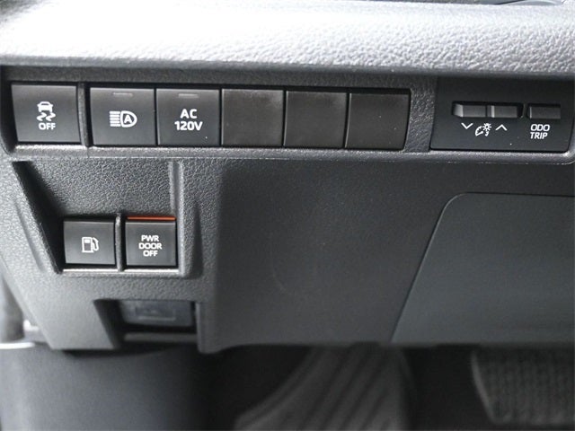 2025 Toyota Sienna Limited 7 Passenger