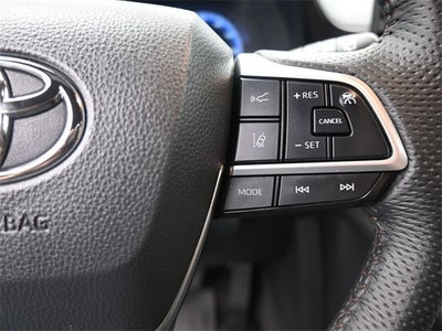 2025 Toyota Sienna Limited 7 Passenger