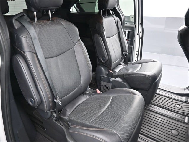2025 Toyota Sienna Limited 7 Passenger
