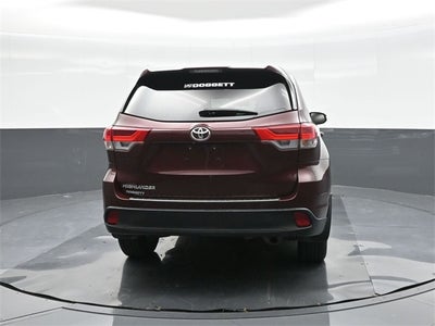 2019 Toyota Highlander LE